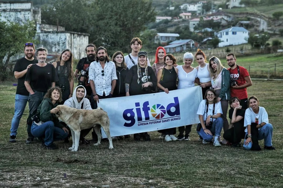 Inclusive Photography for Youth – Training
