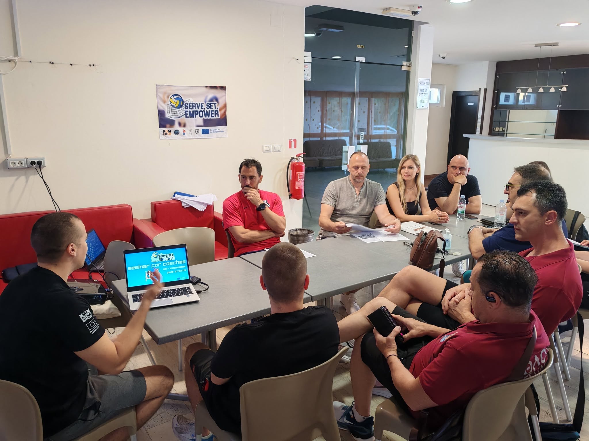 Serve, Set, Empower – International seminar — photo 1